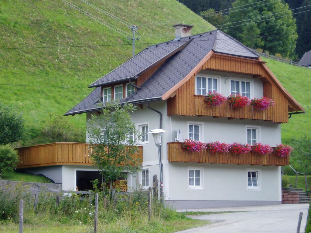 Ferienhaus Leeb Patergassen エクステリア 写真